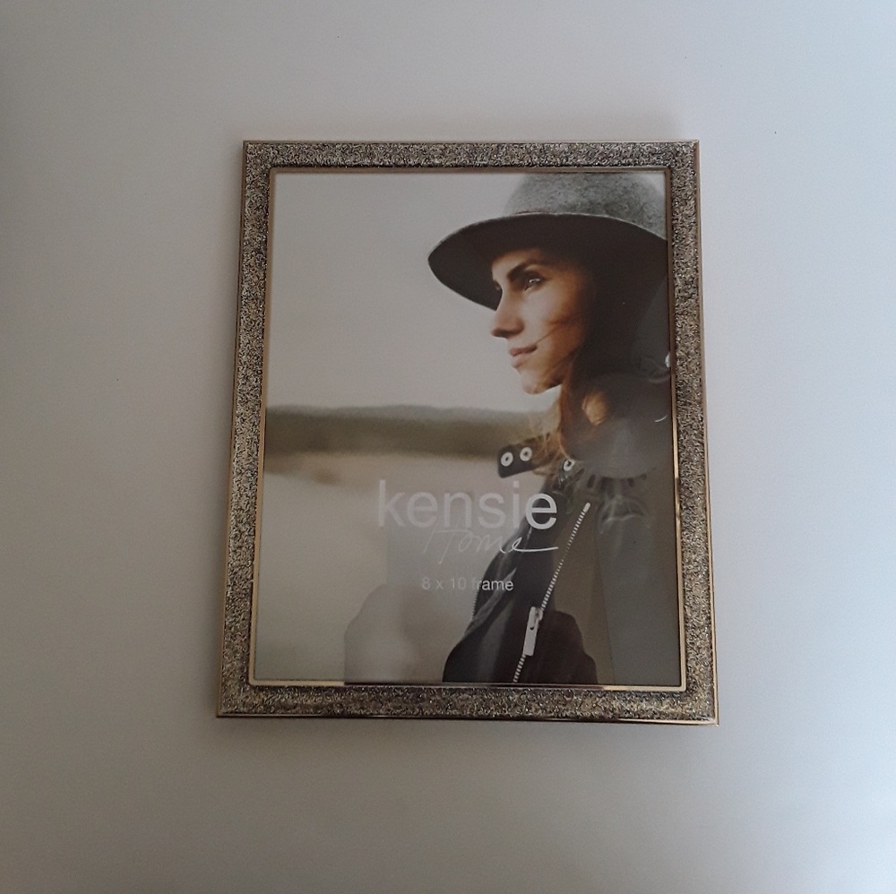 Kensie Home 8 x 10 New Glitter Frame
